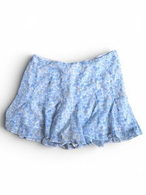 Hollister Ultra High-Rise Floral Print Mini Skirt with Shorts Size L